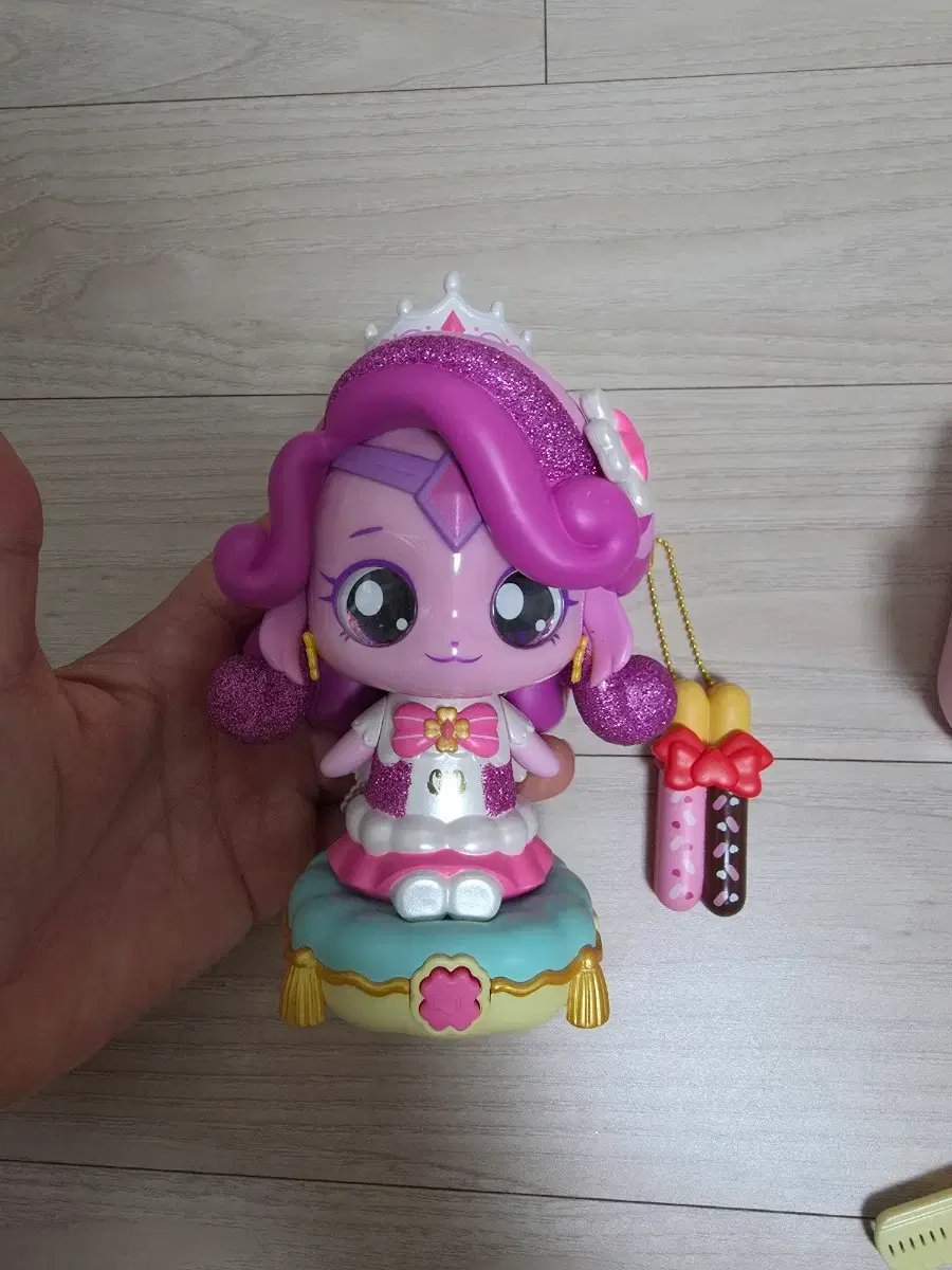 thumbnail-6